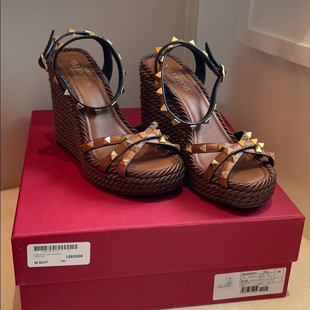 Valentino Wedges sz 36